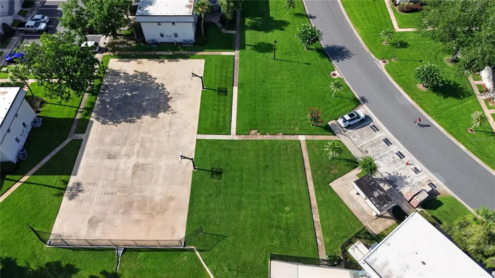 53 WINDTREE LANE #102 Winter Garden, FL 34787
