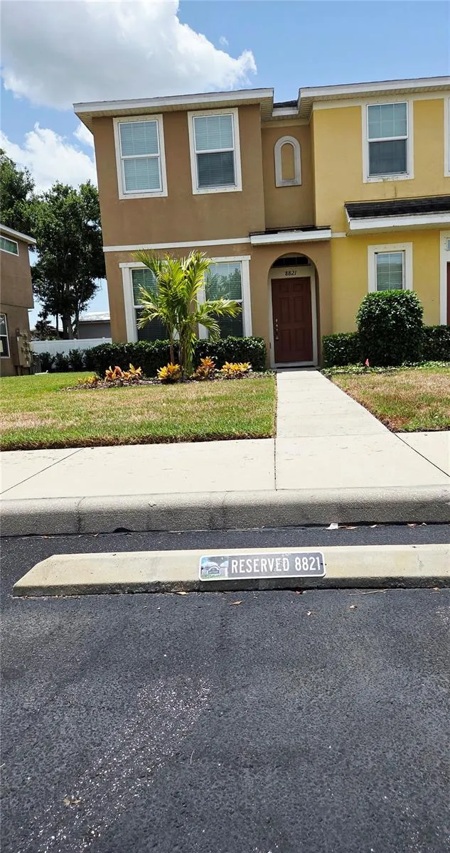 8821 WALNUT GABLE COURT Riverview, FL 33578