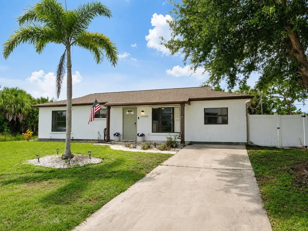 18295 VAN NUYS CIRCLE Port Charlotte, FL 33948