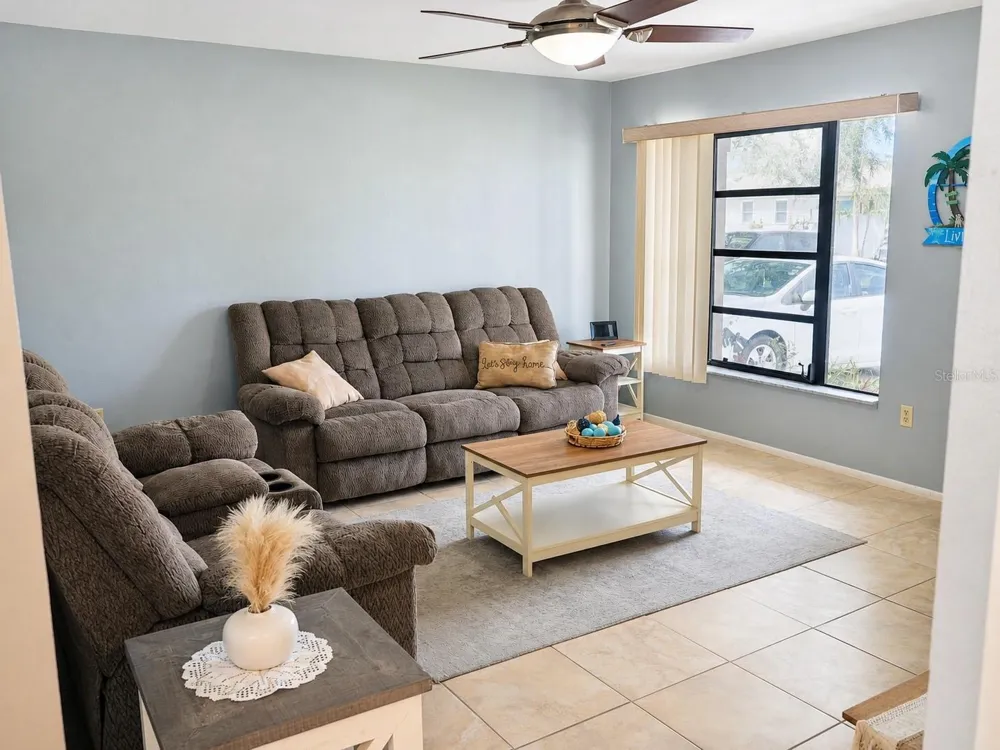 18295 VAN NUYS CIRCLE Port Charlotte, FL 33948