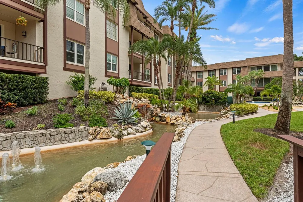 3035 COUNTRYSIDE BOULEVARD #24B Clearwater, FL 33761