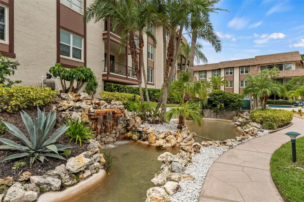 3035 COUNTRYSIDE BOULEVARD #24B Clearwater, FL 33761