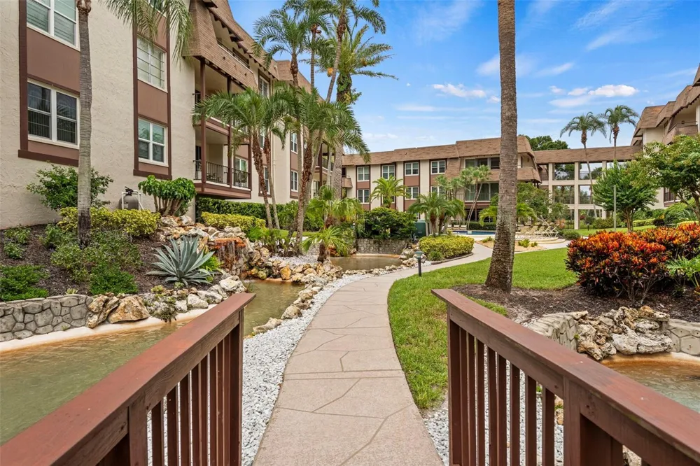 3035 COUNTRYSIDE BOULEVARD #24B Clearwater, FL 33761