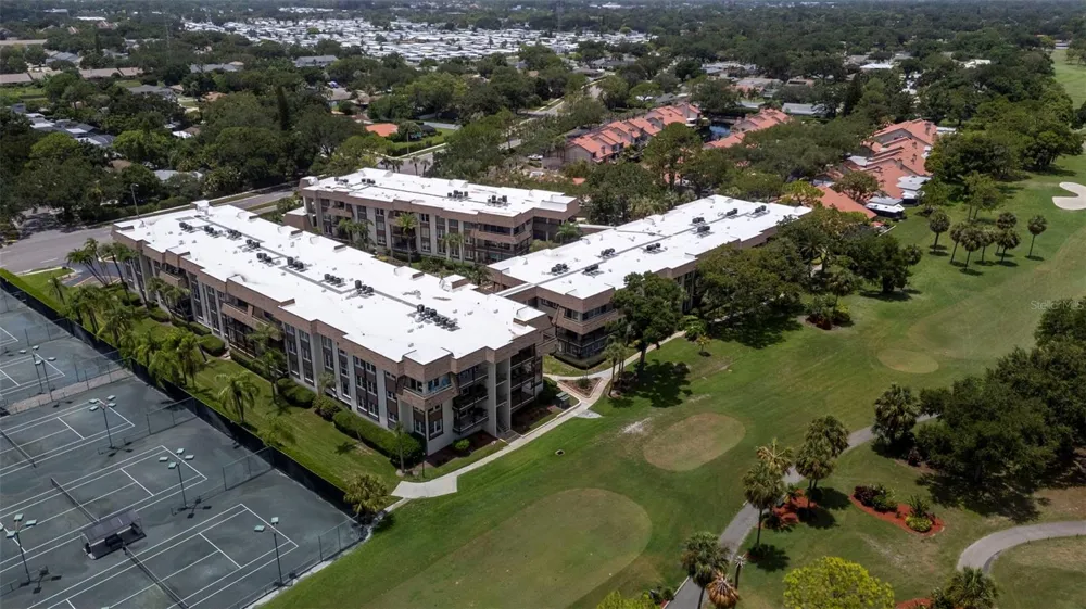 3035 COUNTRYSIDE BOULEVARD #24B Clearwater, FL 33761