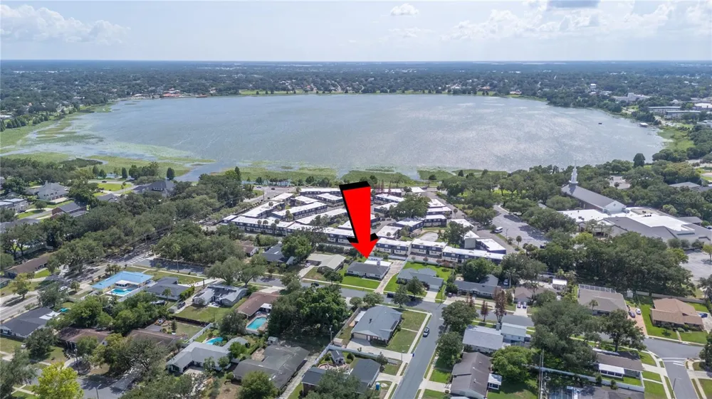 1211 HUNT AVENUE Lakeland, FL 33801