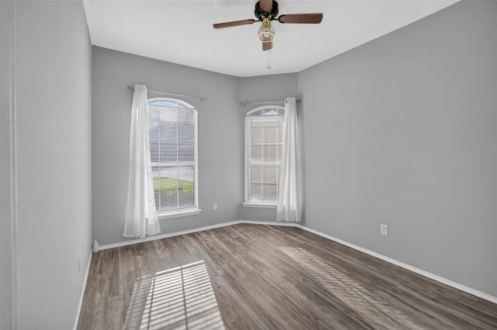 3514 Daisy Lane Grand Prairie, TX 75052