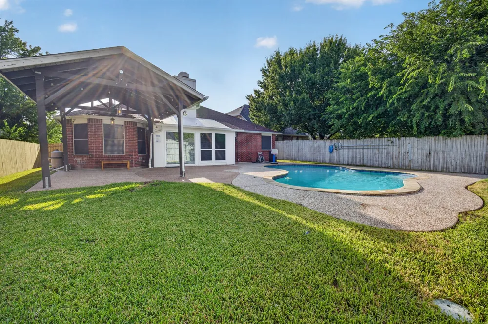 3514 Daisy Lane Grand Prairie, TX 75052