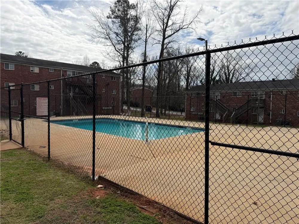 195 Sycamore Drive #39 Athens, GA 30606
