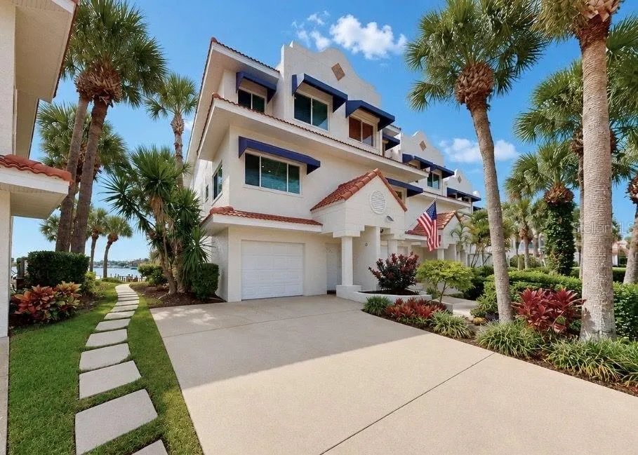 4639 MIRABELLA COURT St Pete Beach, FL 33706