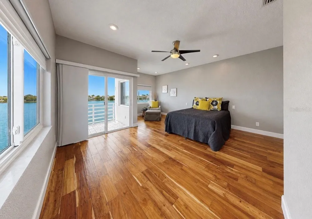 4639 MIRABELLA COURT St Pete Beach, FL 33706