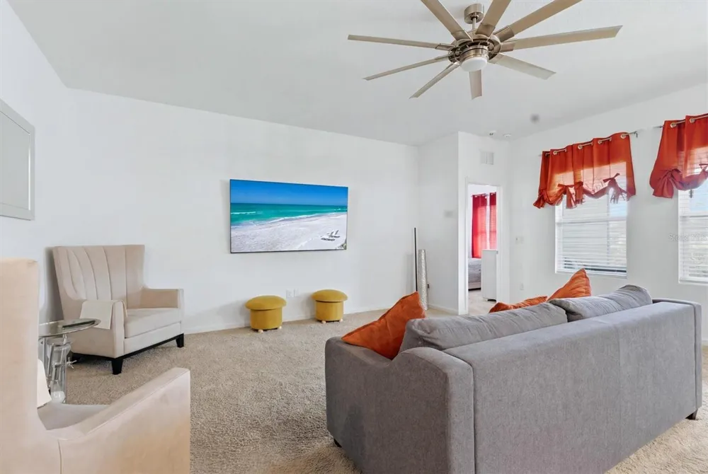 1121 ANCHOR BEND DRIVE Ruskin, FL 33570