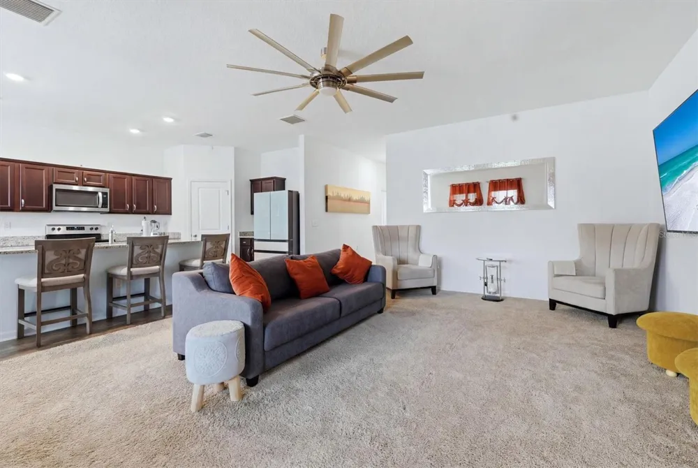 1121 ANCHOR BEND DRIVE Ruskin, FL 33570