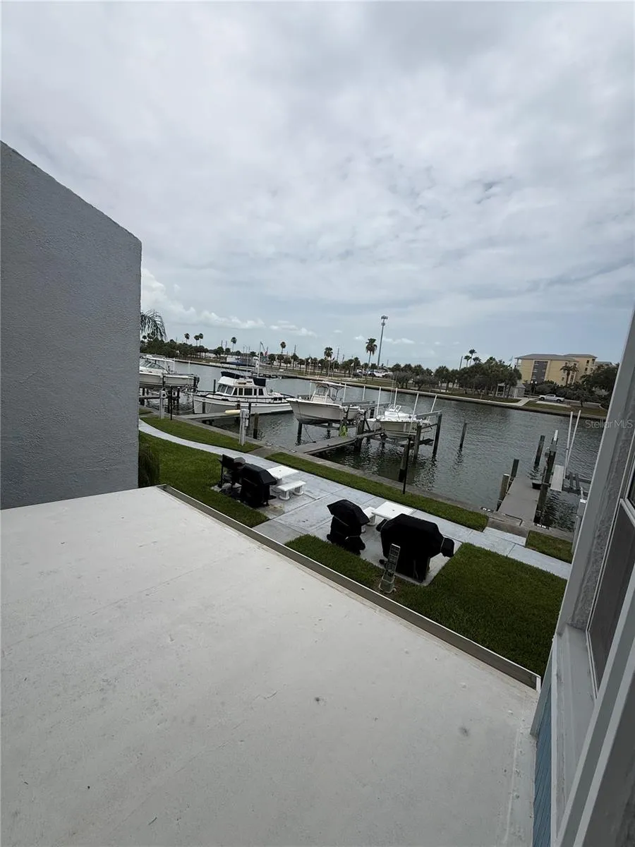 315 MEDALLION BOULEVARD #H Madeira Beach, FL 33708