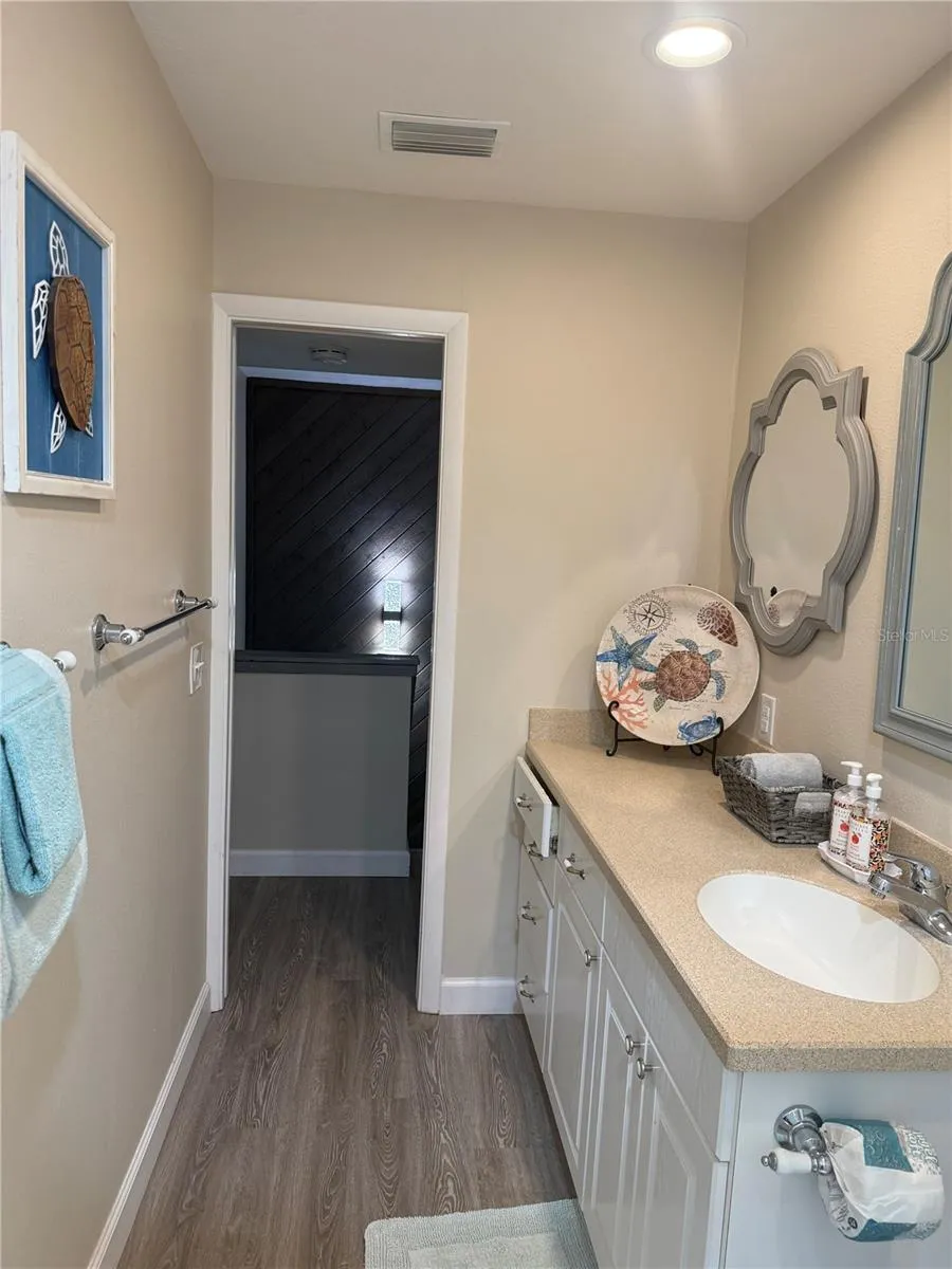 315 MEDALLION BOULEVARD #H Madeira Beach, FL 33708