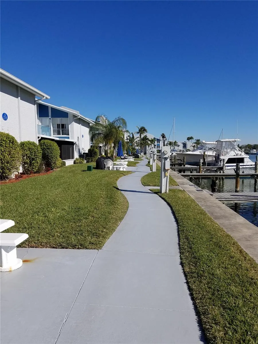 315 MEDALLION BOULEVARD #H Madeira Beach, FL 33708