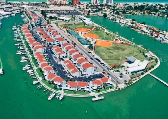 315 MEDALLION BOULEVARD #H Madeira Beach, FL 33708