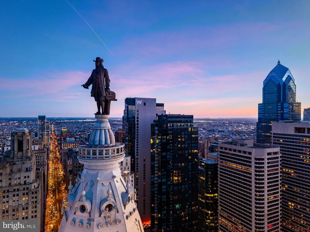 1414 S PENN SQUARE #PH1B Philadelphia, PA 19102
