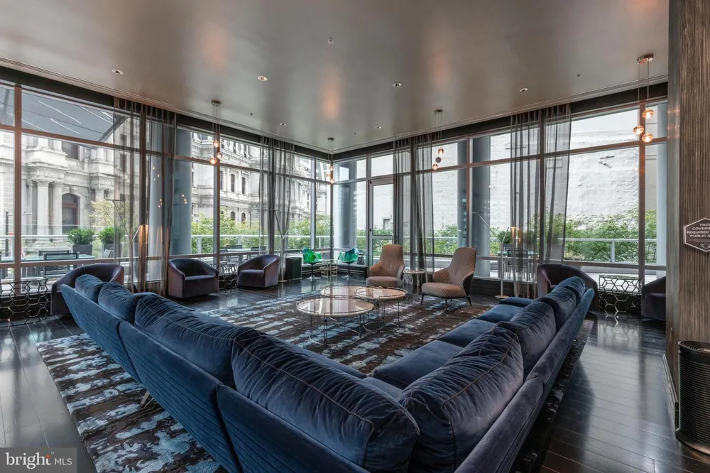 1414 S PENN SQUARE #PH1B Philadelphia, PA 19102