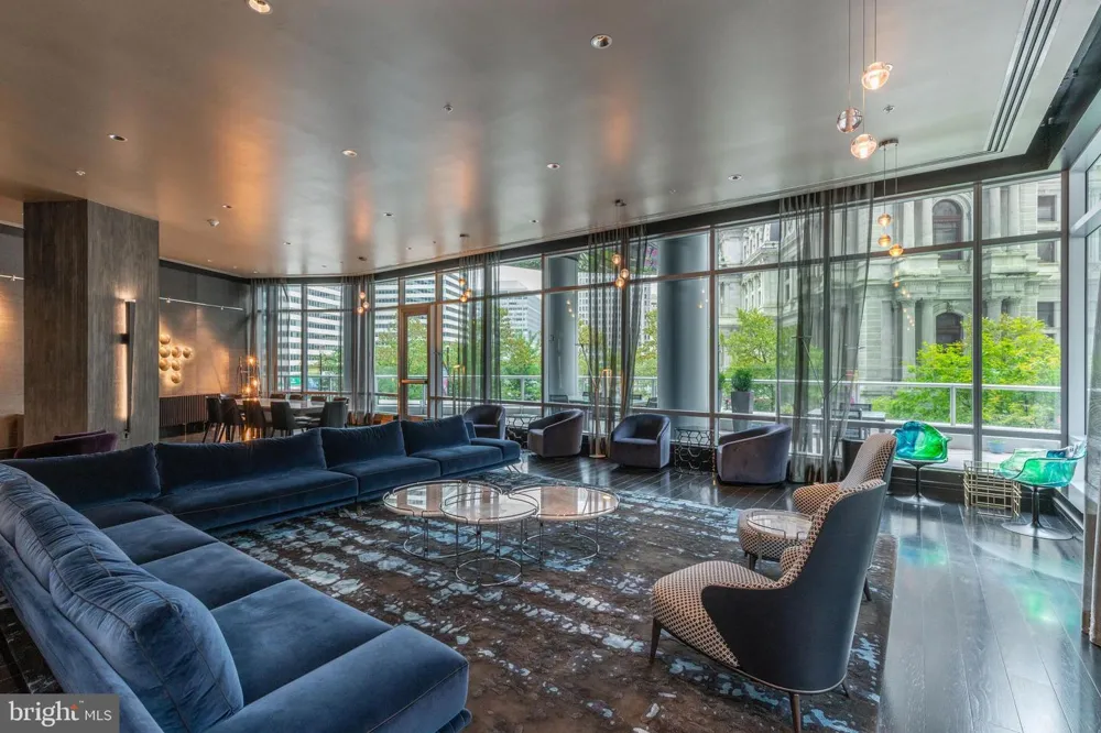 1414 S PENN SQUARE #PH1B Philadelphia, PA 19102