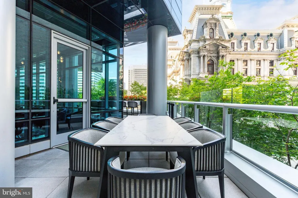 1414 S PENN SQUARE #PH1B Philadelphia, PA 19102