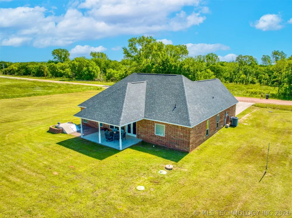 119 Golf Club Drive Burneyville, OK 73430
