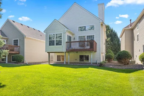 10154 Country Club Curve