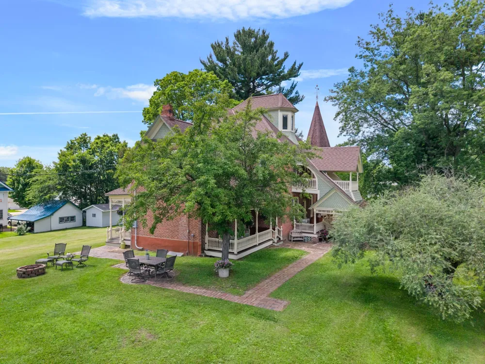 22961 Church Street Ettrick, WI 54627