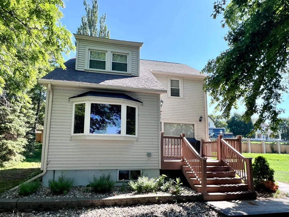 521 Lakeshore Drive Ortonville, MN 56278