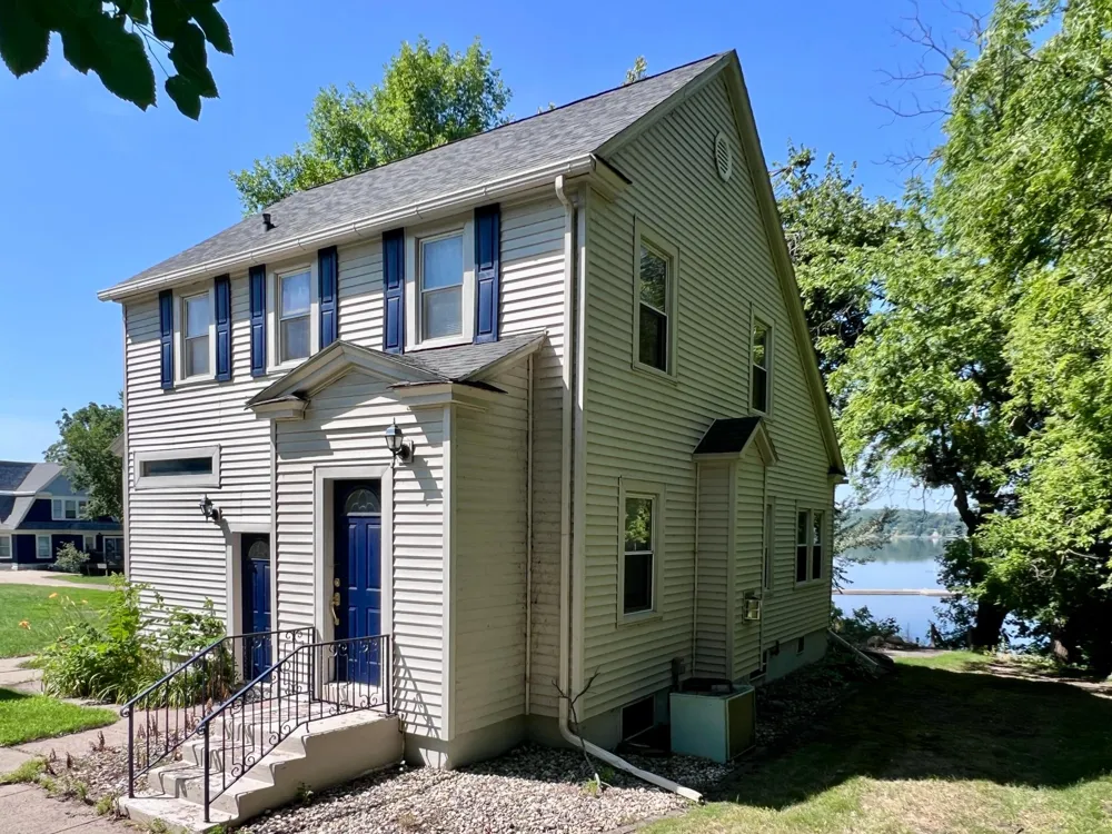 521 Lakeshore Drive Ortonville, MN 56278