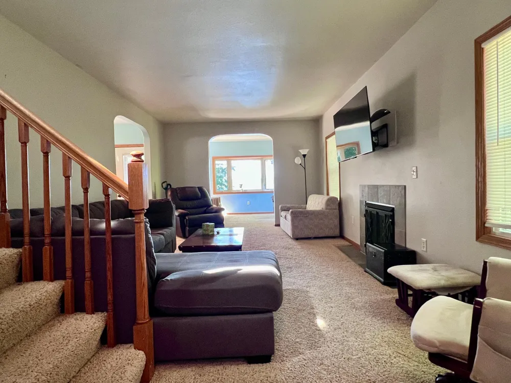 521 Lakeshore Drive Ortonville, MN 56278