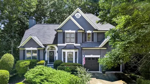 315 Drew Court