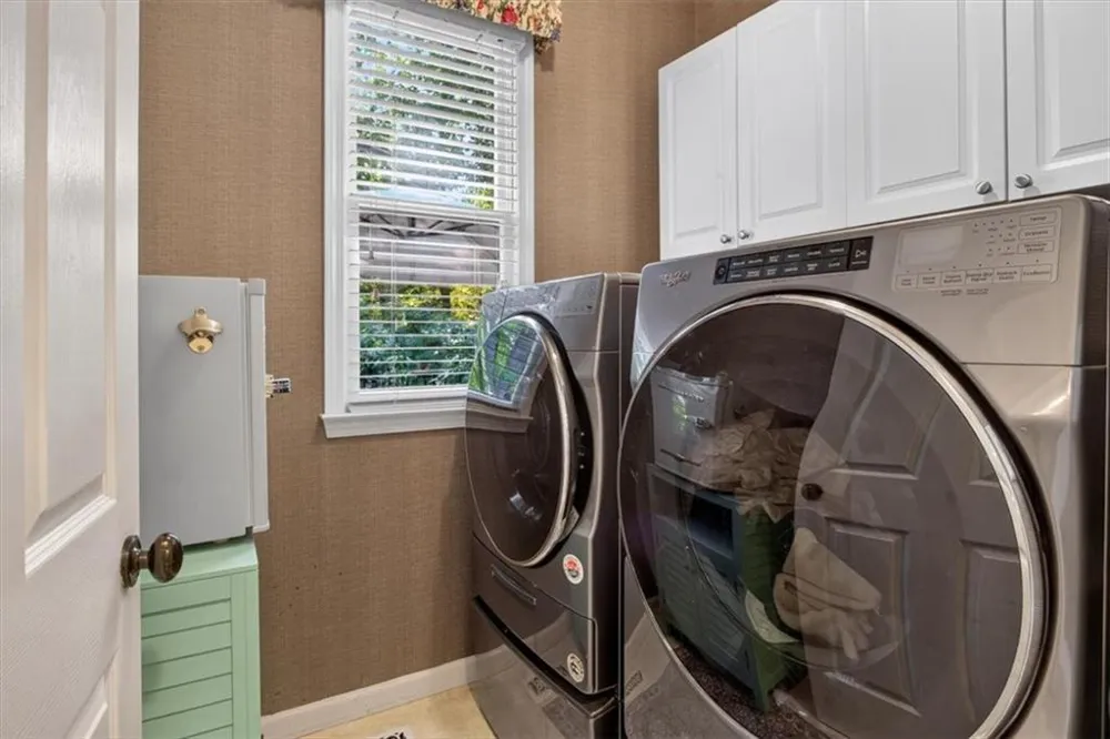 315 Drew Court Johns Creek, GA 30097