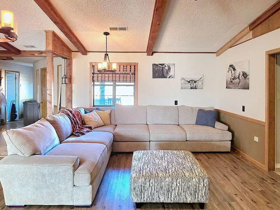 8908 Co Rd 103 Road Hamlin, TX 79520