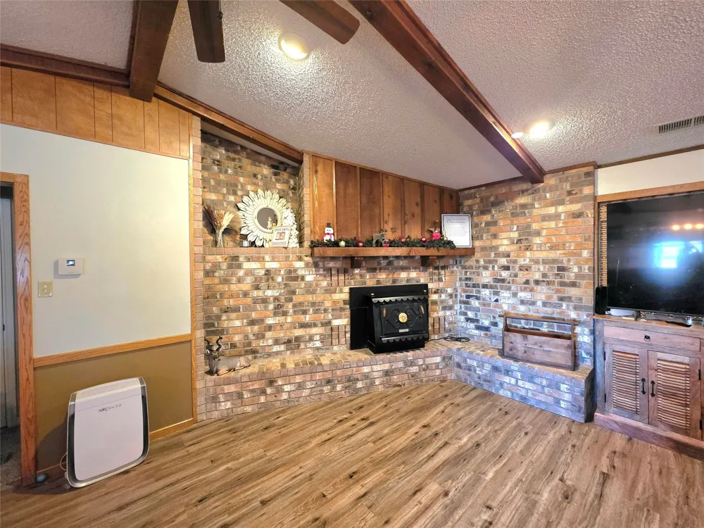 8908 Co Rd 103 Road Hamlin, TX 79520