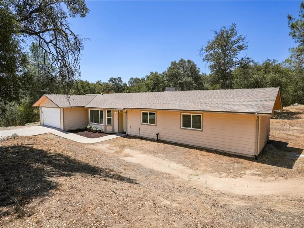 30212 Dome Drive Coarsegold, CA 93614