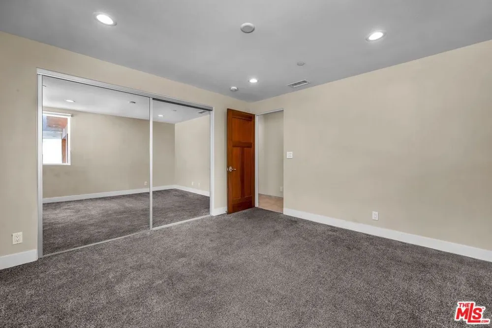 308 Gull Street Manhattan Beach, CA 90266