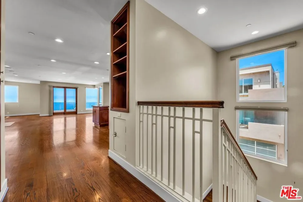 308 Gull Street Manhattan Beach, CA 90266