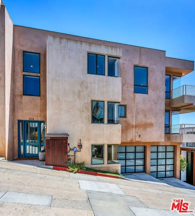 308 Gull Street Manhattan Beach, CA 90266