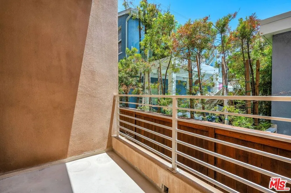 308 Gull Street Manhattan Beach, CA 90266