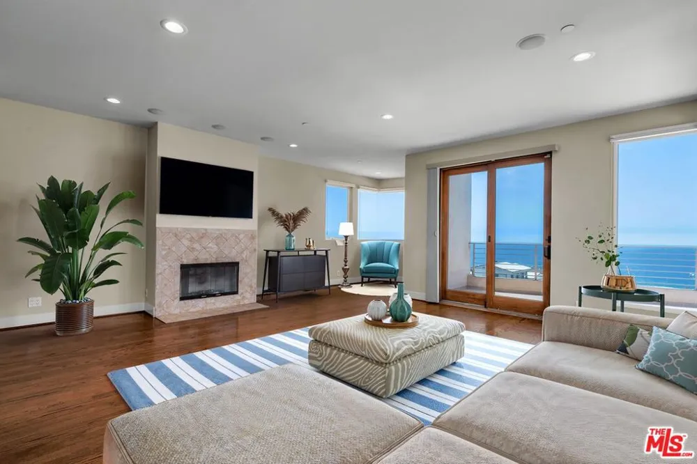 308 Gull Street Manhattan Beach, CA 90266