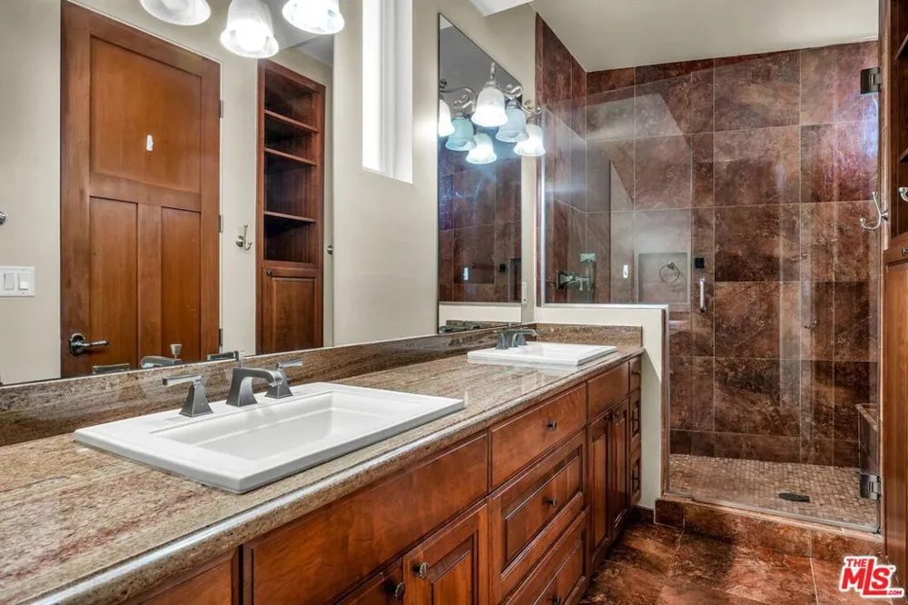 308 Gull Street Manhattan Beach, CA 90266