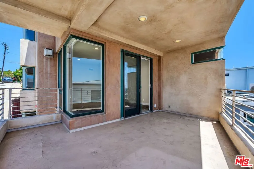 308 Gull Street Manhattan Beach, CA 90266