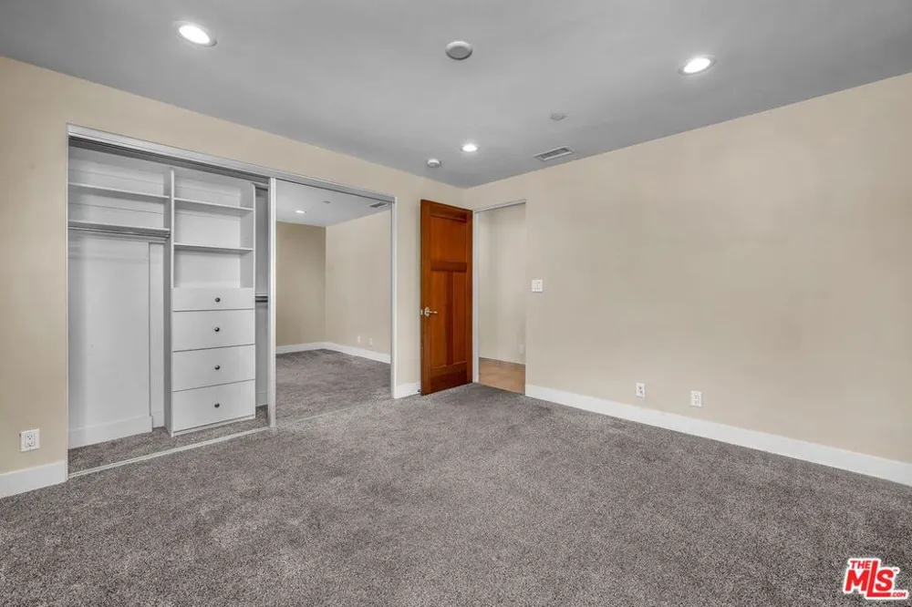 308 Gull Street Manhattan Beach, CA 90266