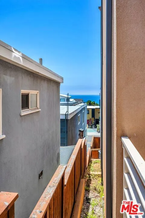 308 Gull Street Manhattan Beach, CA 90266