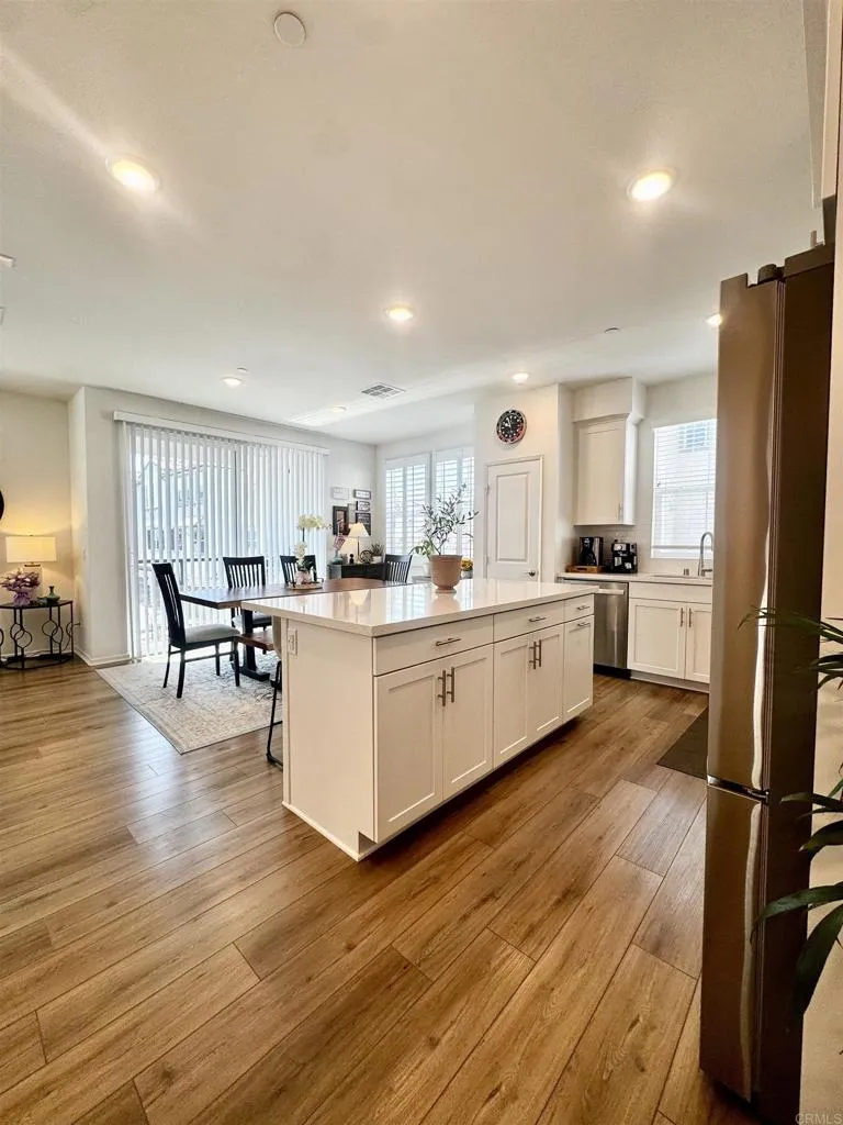 468 Carina Glen Escondido, CA 92025