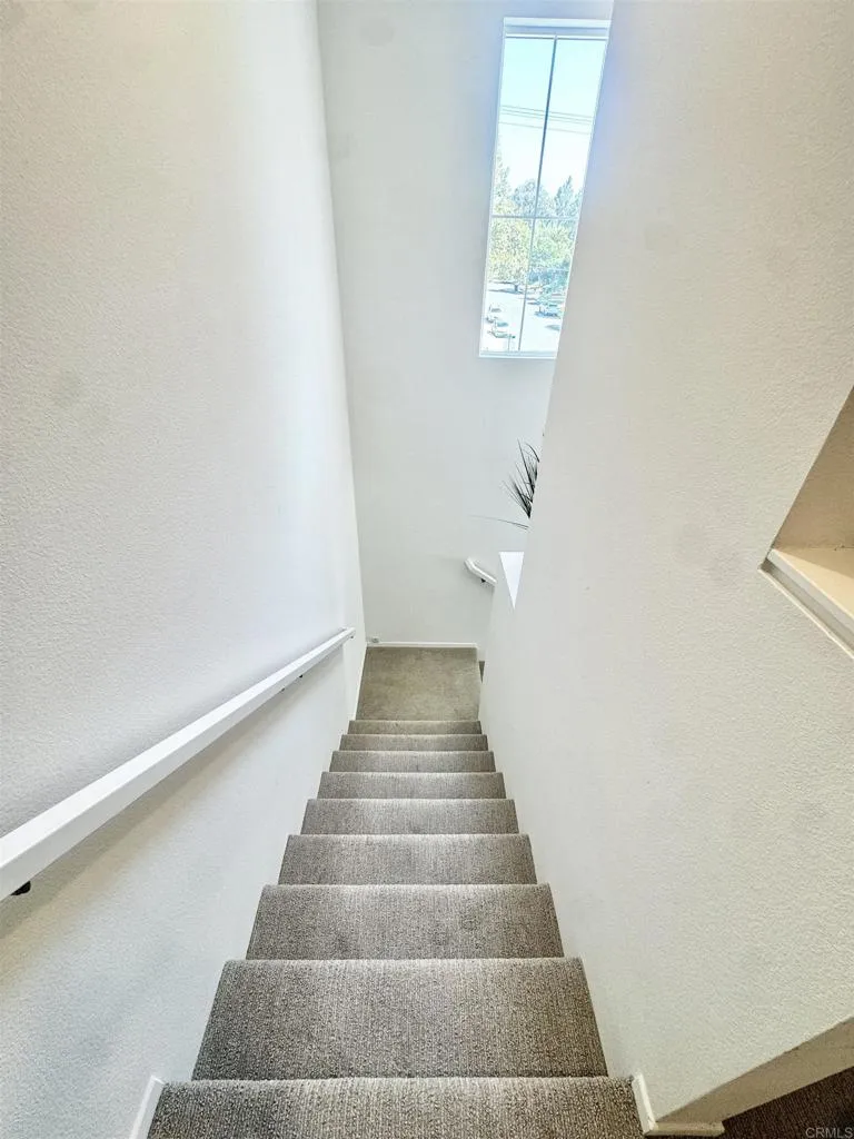 468 Carina Glen Escondido, CA 92025