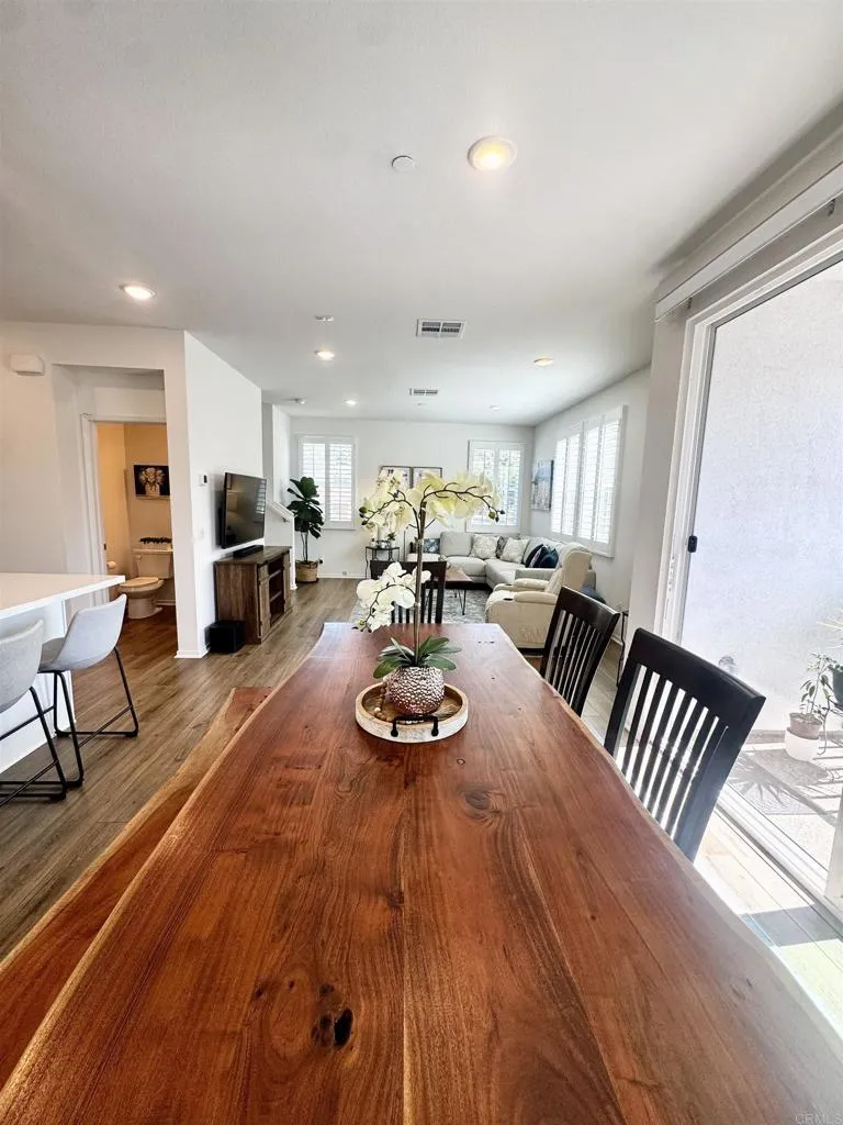 468 Carina Glen Escondido, CA 92025