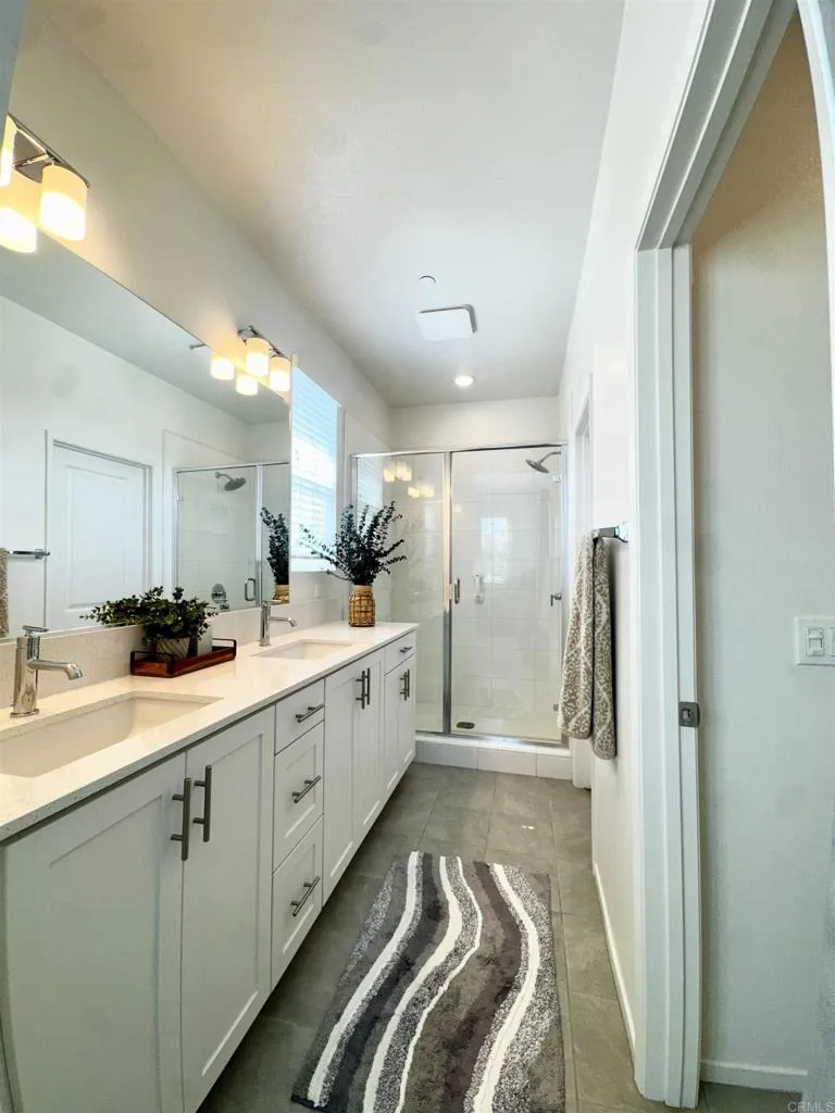 468 Carina Glen Escondido, CA 92025