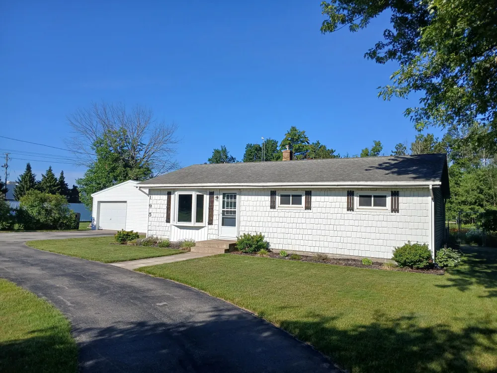 195 Meyers Road Ludington, MI 49431