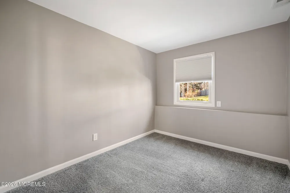 12 6th Street Barnegat, NJ 08005